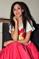Kanika Kapoor New Photos